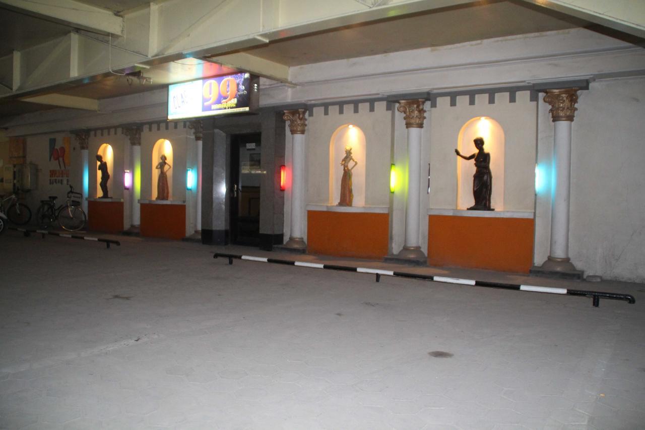 Mega Bintang Sweet Hotel Cepu Exterior photo